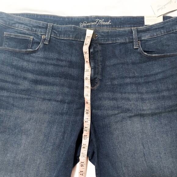 Universal Thread New midnight blue mid rise Bermuda denim shorts size 26W - Picture 4 of 14